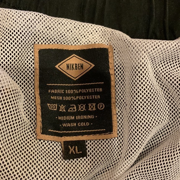 Nikben XL black shorts - Picture 2 of 2